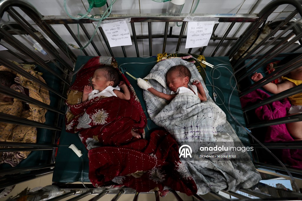 Bangladeshi Mother Gives Birth to Quintuplets in Barishal