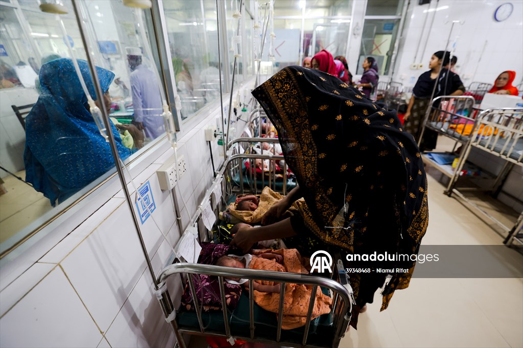 Bangladeshi Mother Gives Birth to Quintuplets in Barishal