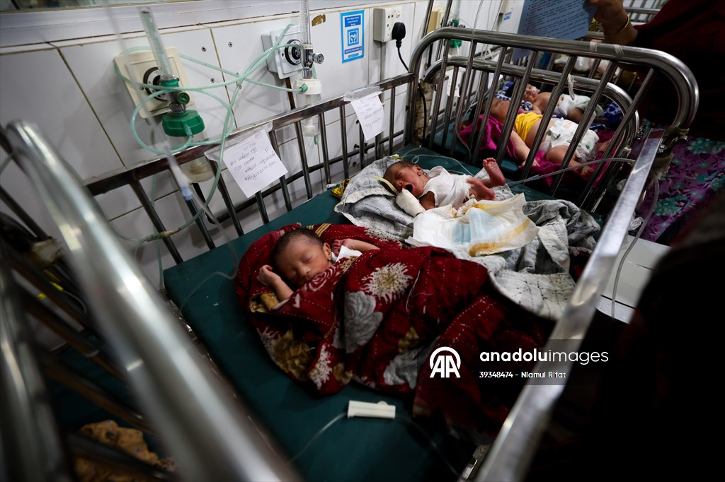 Bangladeshi Mother Gives Birth to Quintuplets in Barishal