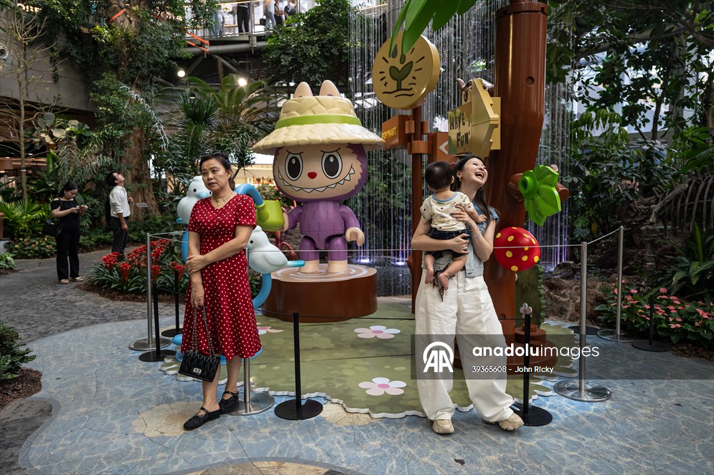 Forest-themed shopping mall in China