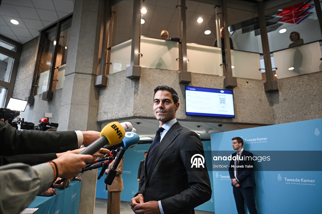 Party leaders meet for post-election talks in The Hague