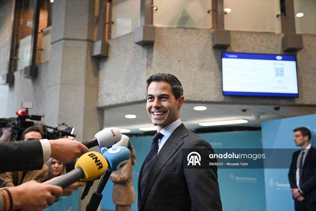 Party leaders meet for post-election talks in The Hague