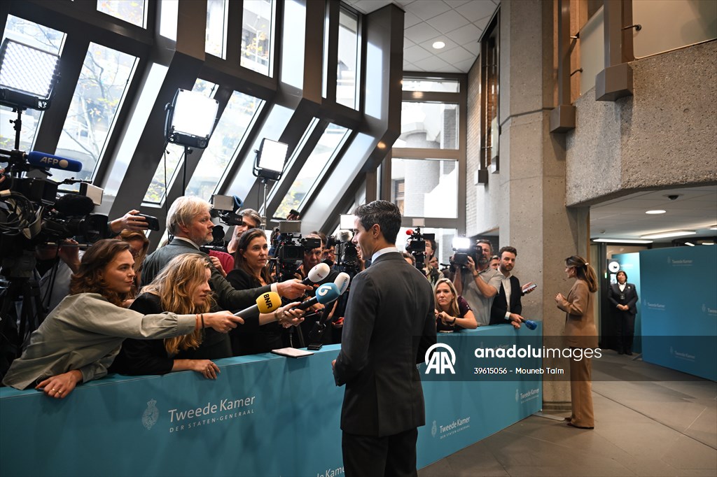 Party leaders meet for post-election talks in The Hague