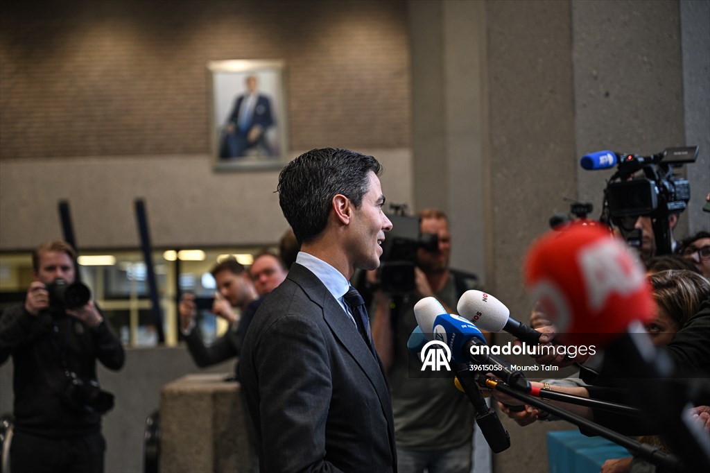 Party leaders meet for post-election talks in The Hague