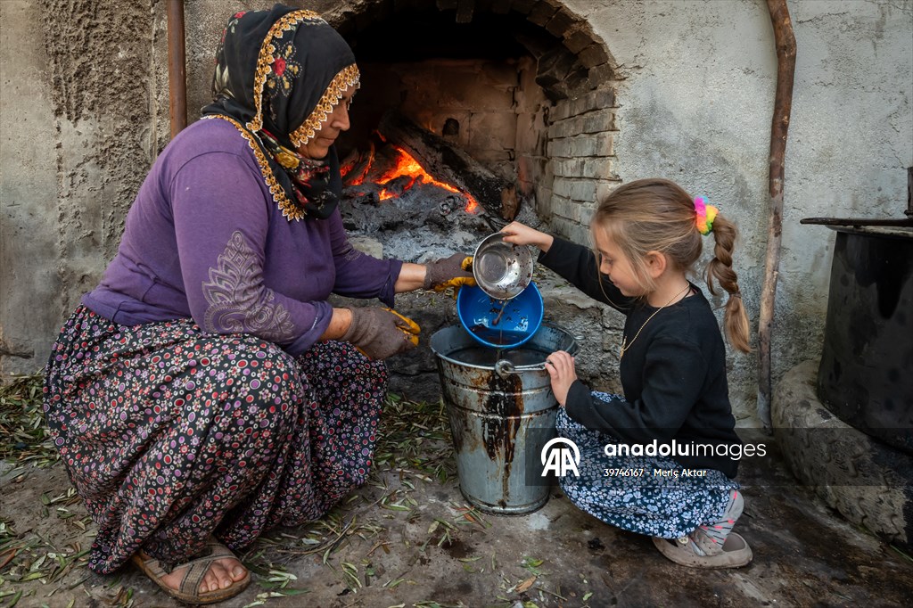Hatay’da geleneksel “su seyti” yöntemiyle üretim devam ediyor
