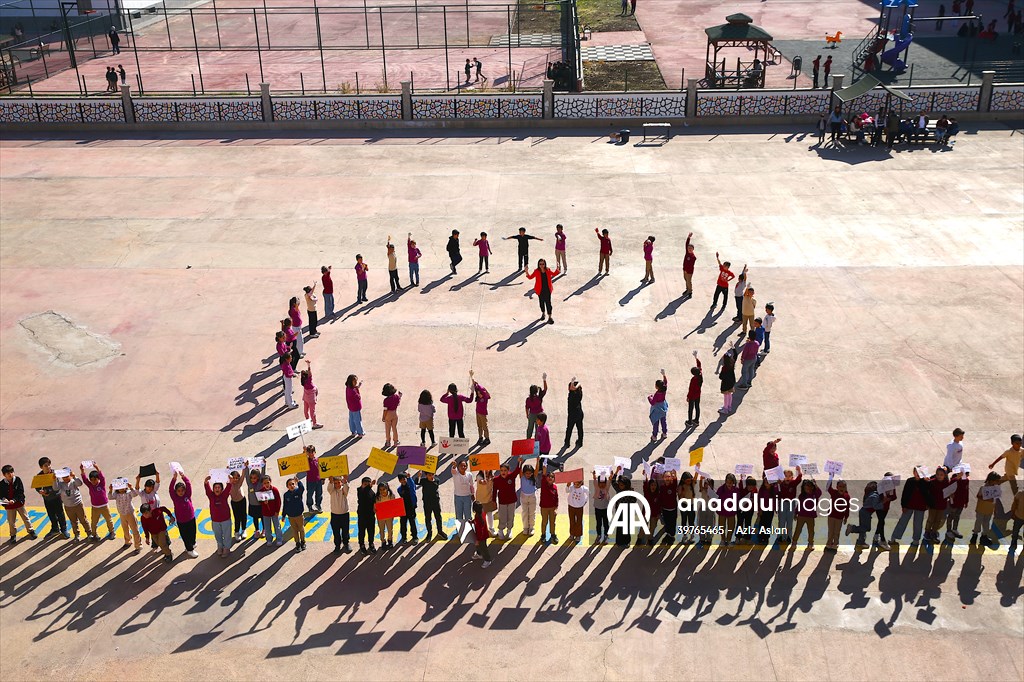 Diyarbakır'da öğrenciler 'akran zorbalığı'na karşı etkinliklerle bilinçlendiriliyor
