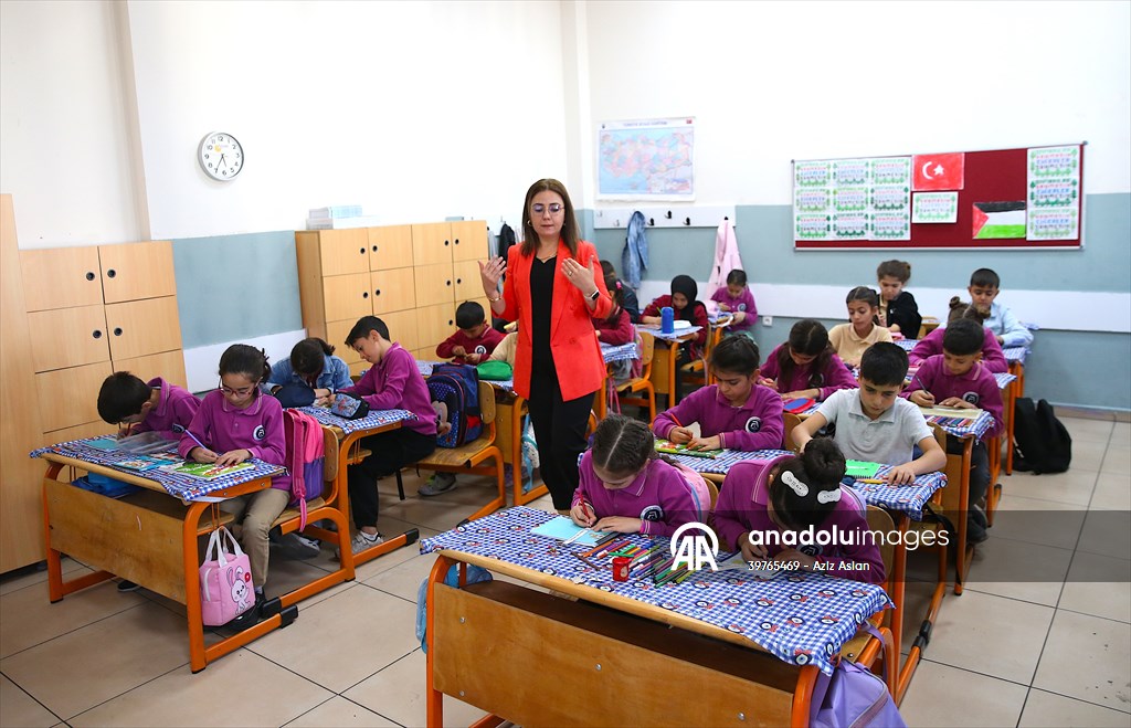 Diyarbakır'da öğrenciler 'akran zorbalığı'na karşı etkinliklerle bilinçlendiriliyor