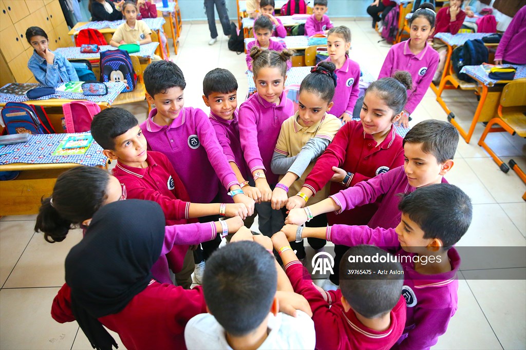 Diyarbakır'da öğrenciler 'akran zorbalığı'na karşı etkinliklerle bilinçlendiriliyor