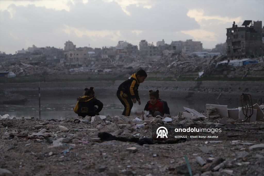 Article header design