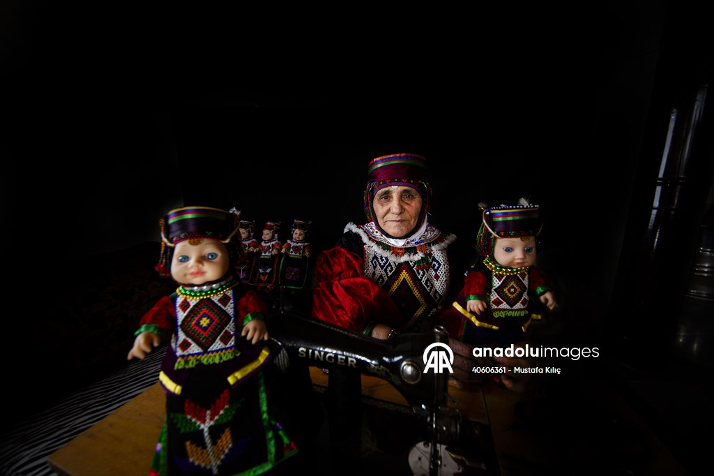 Damal’da 50 yıllık emekle yaşatılan Damal bebekleri, kültürü geleceğe taşıyor