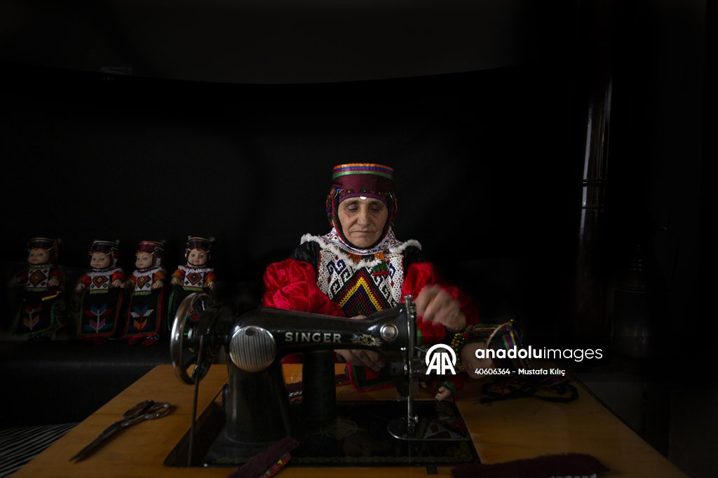 Damal’da 50 yıllık emekle yaşatılan Damal bebekleri, kültürü geleceğe taşıyor