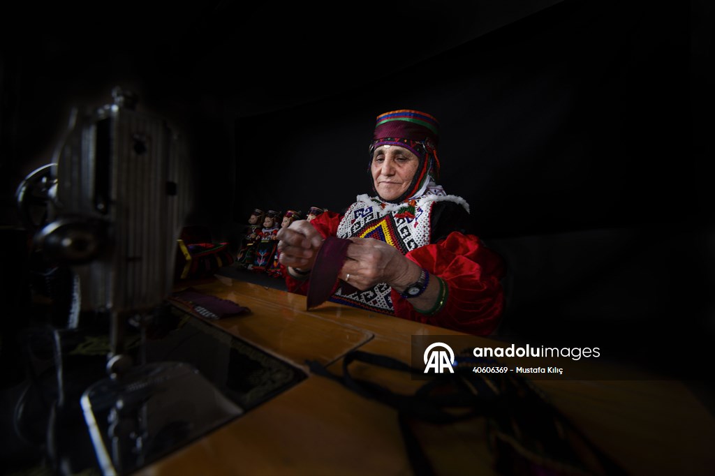 Damal’da 50 yıllık emekle yaşatılan Damal bebekleri, kültürü geleceğe taşıyor