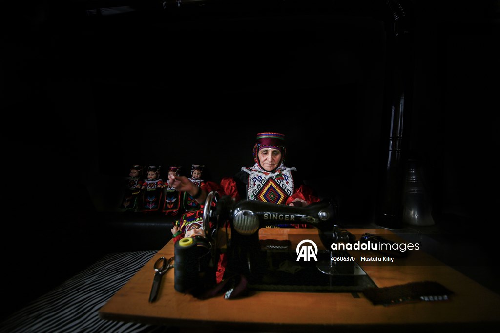 Damal’da 50 yıllık emekle yaşatılan Damal bebekleri, kültürü geleceğe taşıyor