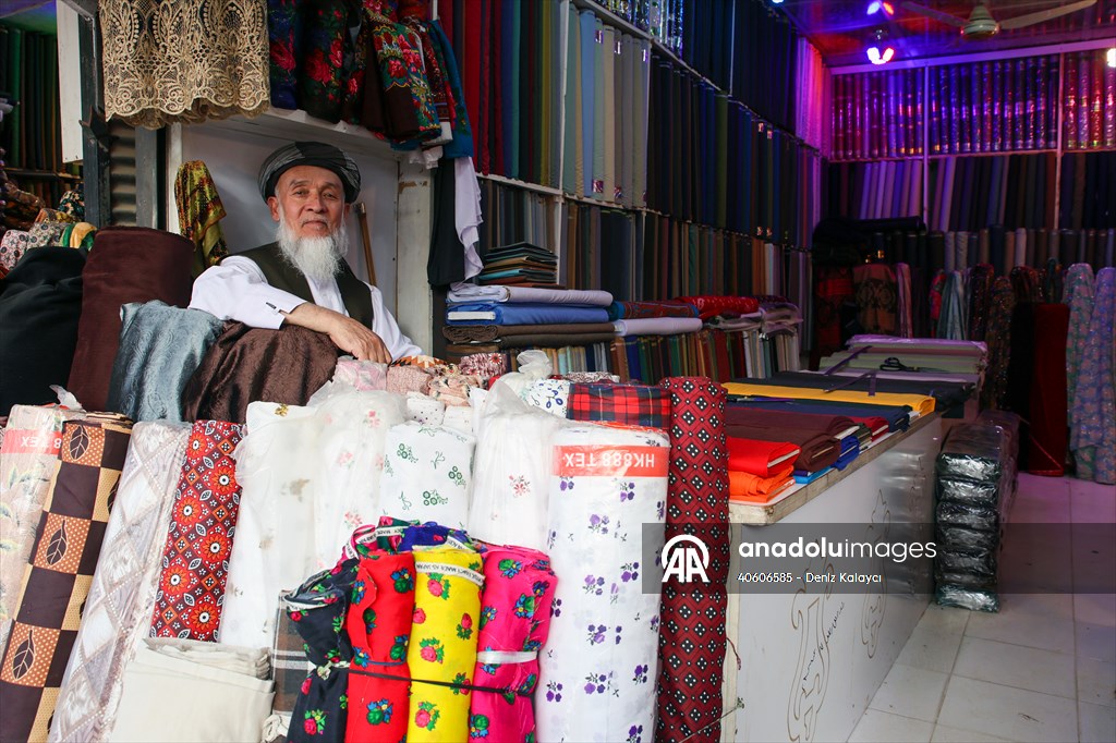 Daily life in Jowzjan as residents flock to bazaar