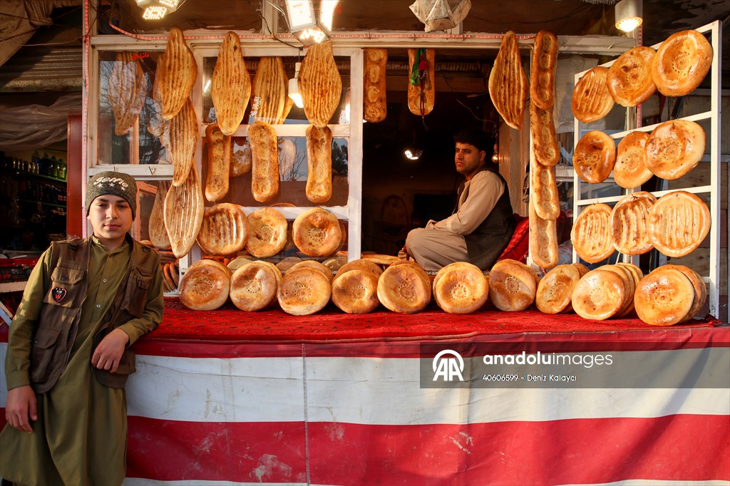 Daily life in Jowzjan as residents flock to bazaar