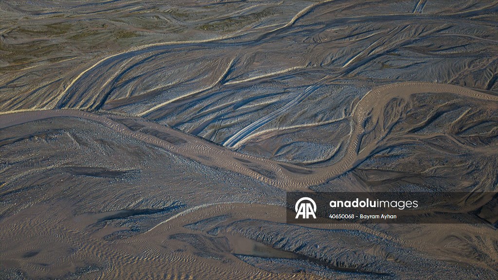 Şiro Çayı eriyen kar sularını Fırat Nehri’ne taşıyor