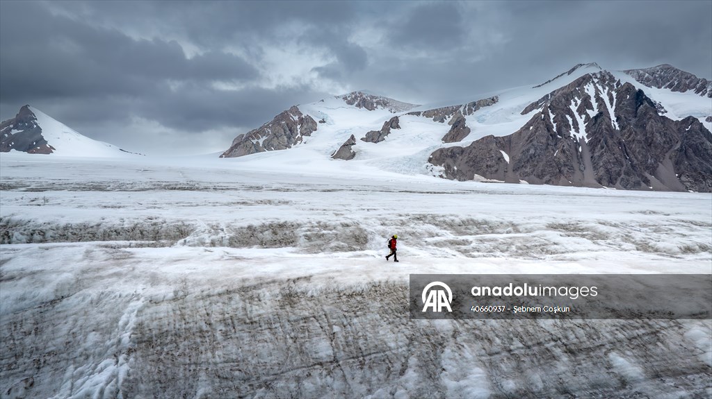 Glacier Climb in Antarctica to highlight climate change as part of Turkiye's 10th National Antarctic Scientific Expedition