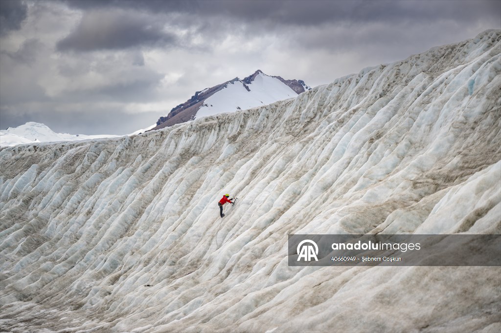Glacier Climb in Antarctica to highlight climate change as part of Turkiye's 10th National Antarctic Scientific Expedition