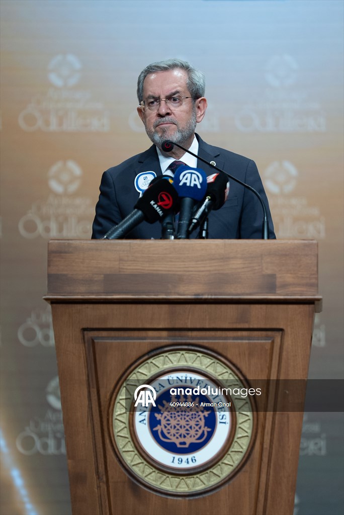 'Ankara Üniversitesi Ödülleri' sahiplerini buldu