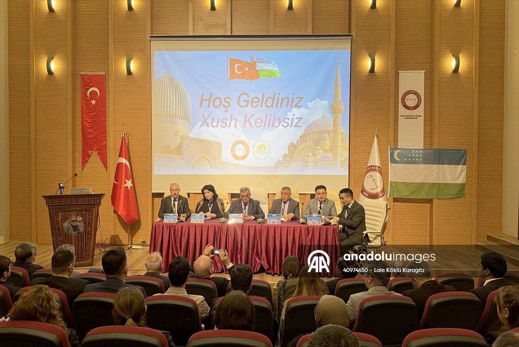 Hatay'da Türkiye-Özbekistan Alimler ve Aydınlar Forumu-Ortak Medeniyetin İzinde Programı düzenlendi