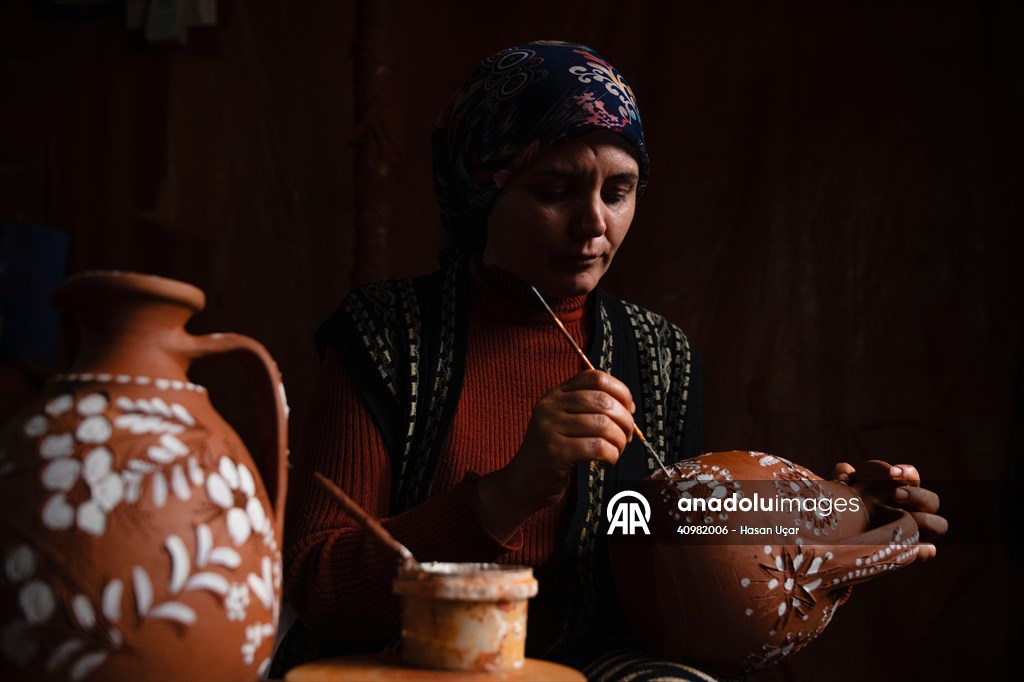 Karacasu’da çömlekçilik geleneği sürdürülüyor