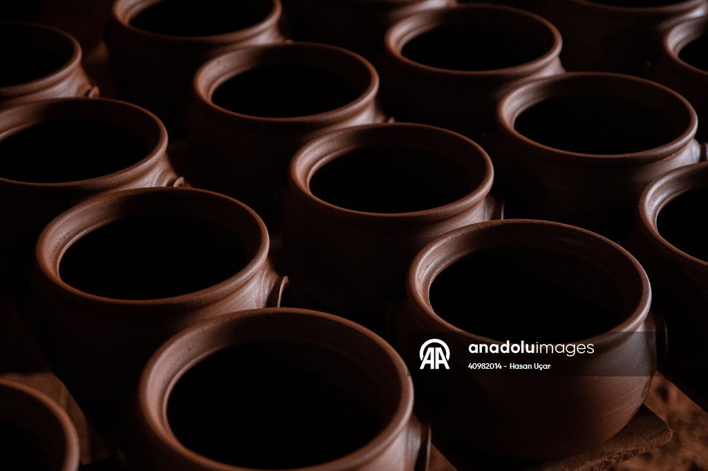 Karacasu’da çömlekçilik geleneği sürdürülüyor