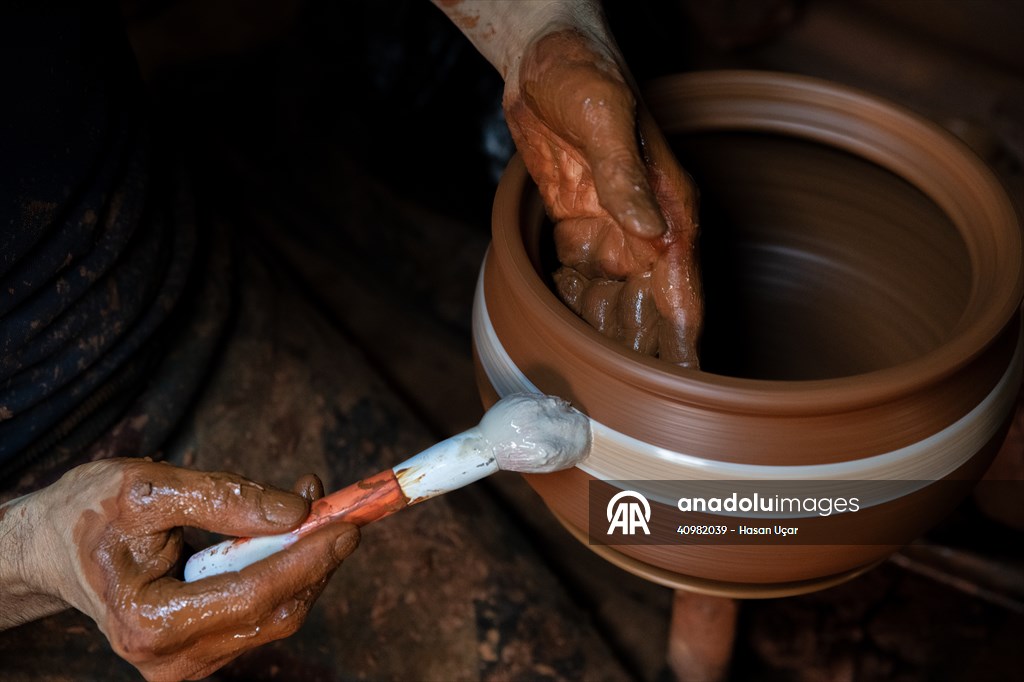 Karacasu’da çömlekçilik geleneği sürdürülüyor