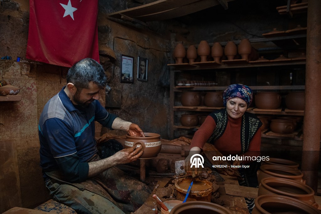 Karacasu’da çömlekçilik geleneği sürdürülüyor