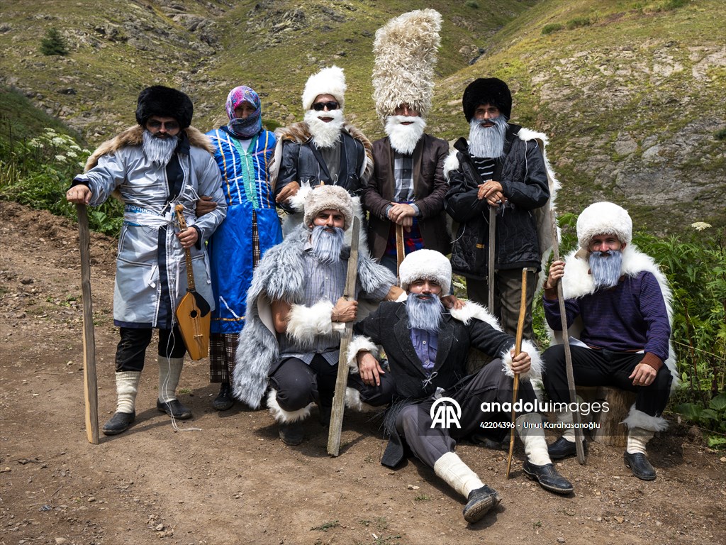 Artvin'de asırlık gelenek 'Berobana' Şavşat'ta yaşatılıyor