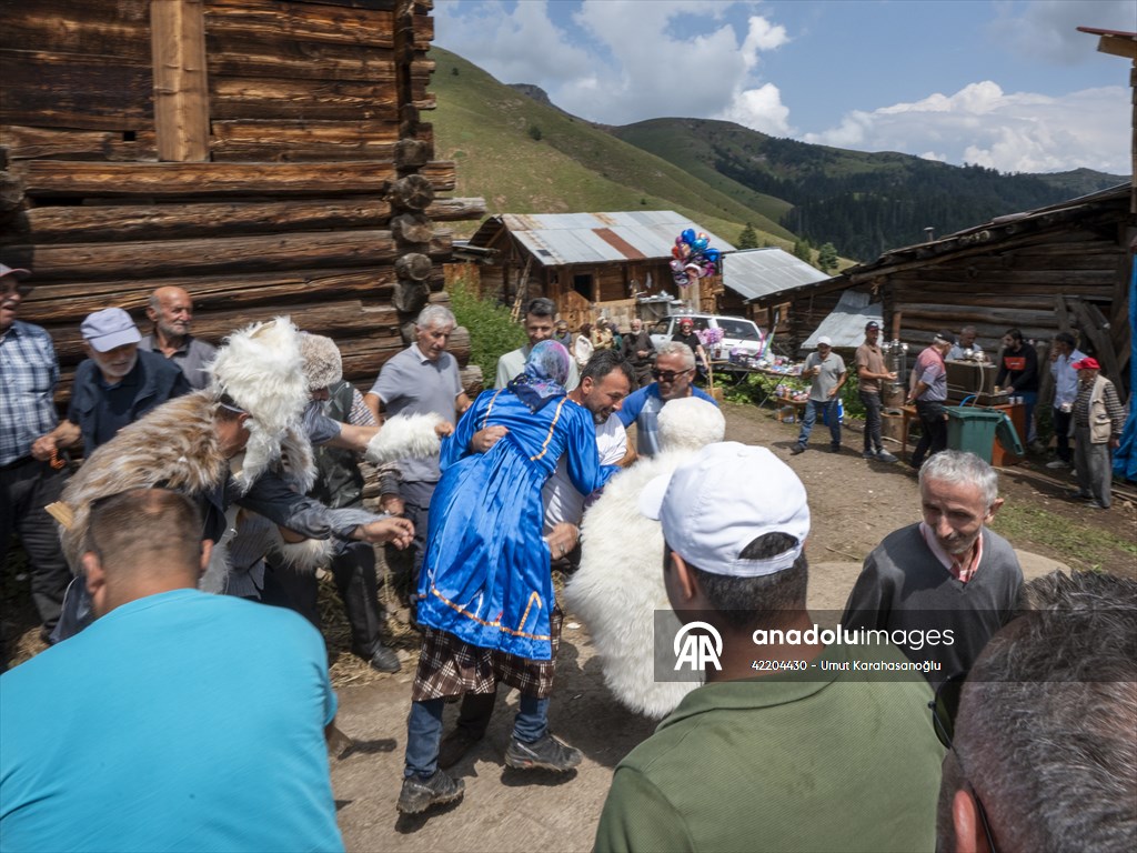 Artvin'de asırlık gelenek 'Berobana' Şavşat'ta yaşatılıyor