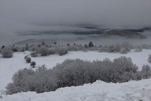 Abant tabiat parkı karlar altında