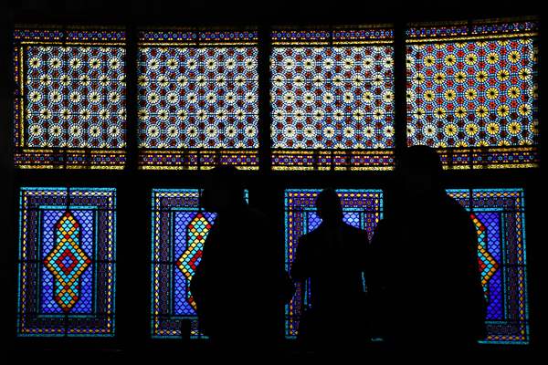 Azerbaycan'ın Dünya Kültür Mirası Listesi'ndeki Şeki Han Sarayı turist akınına uğruyor