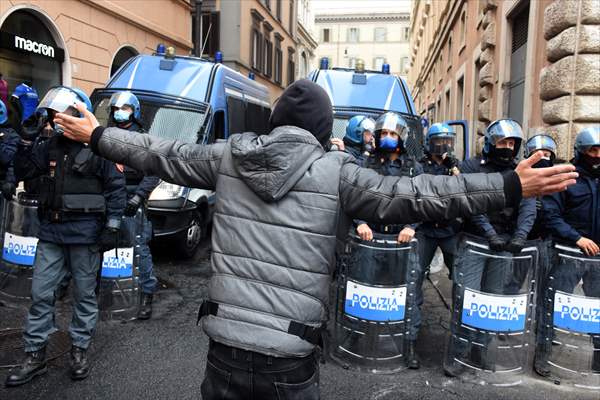 Draghi government protested in Italy over Covid-19 measures