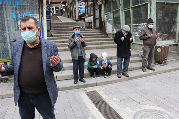 Mudurnu'da 7 asırlık esnaf duası geleneği sürüyor