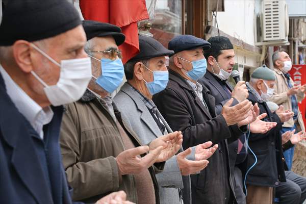 Mudurnu'da 7 asırlık esnaf duası geleneği sürüyor