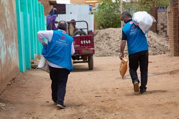 TDV'den Sudan'da ihtiyaç sahibi ailelere gıda yardımı