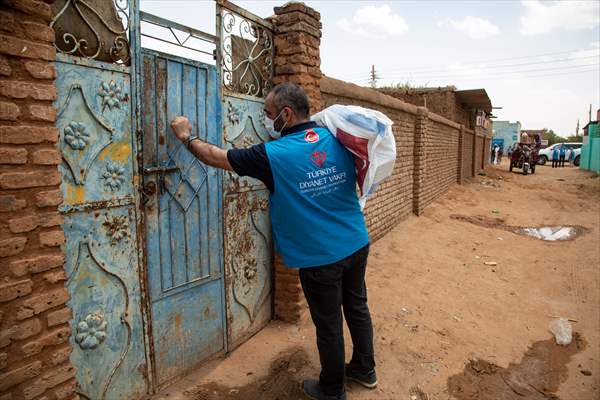 TDV'den Sudan'da ihtiyaç sahibi ailelere gıda yardımı