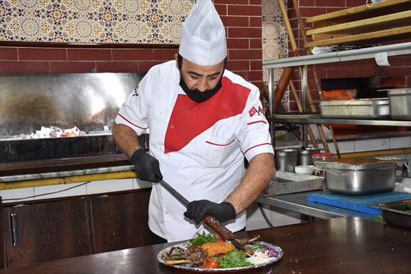 Türk lokantaları ramazan ayında Özbekistan'da en çok tercih edilenlerden oldu