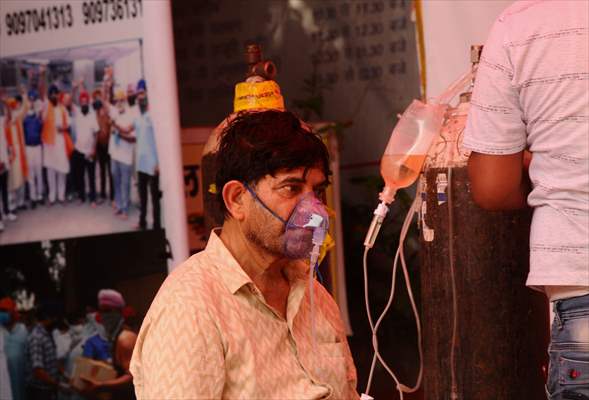 Oxygen tents established for COVID-19 patients in India