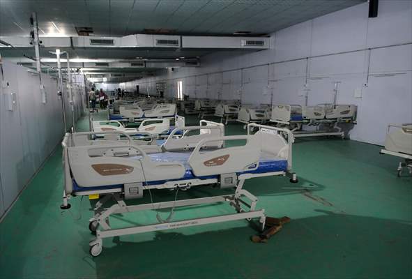 Oxygen tents established for COVID-19 patients in India