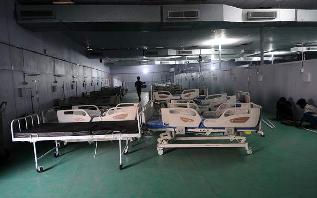 Oxygen tents established for COVID-19 patients in India