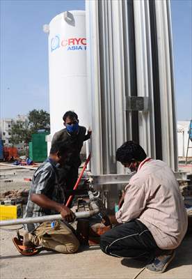 Oxygen tents established for COVID-19 patients in India