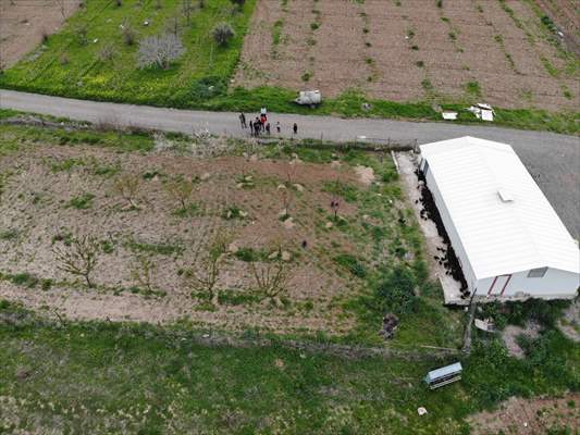 Yastık altındaki altınları ekonomiye kazandırdı, tavuk çiftliği sahibi oldu