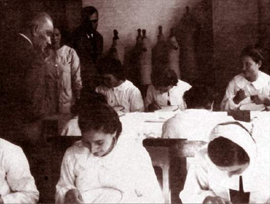 19 Mayıs Atatürk'ü Anma, Gençlik ve Spor Bayramı