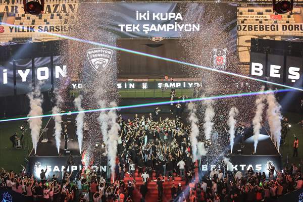 Besiktas celebrate the championship