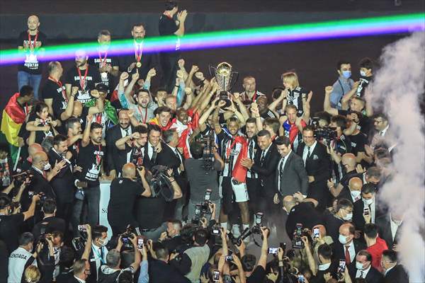 Besiktas celebrate the championship