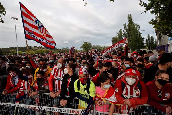 Atletico Madrid fans celebrate Spanish La Liga title