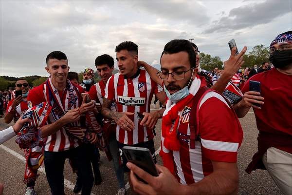 Atletico Madrid fans celebrate Spanish La Liga title