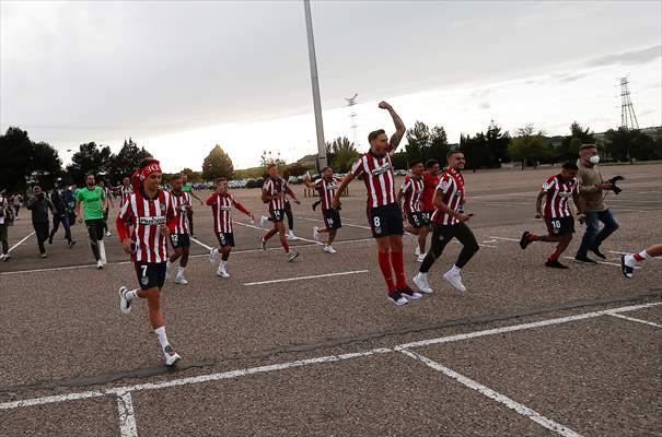 Atletico Madrid fans celebrate Spanish La Liga title