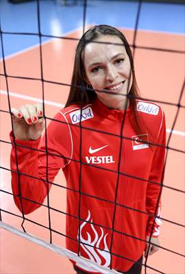 A Milli Kadın Voleybol Takımı'nın kaptanı Eda Erdem Dündar